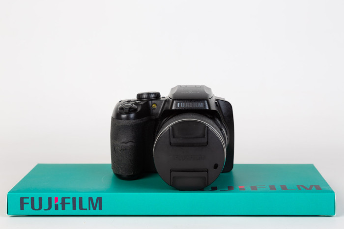 Fujifilm Finepix S9800 main product photo