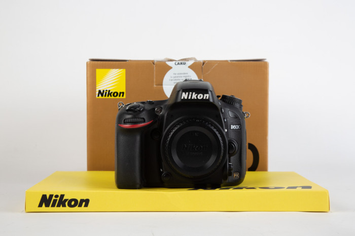 Nikon D600 main product photo