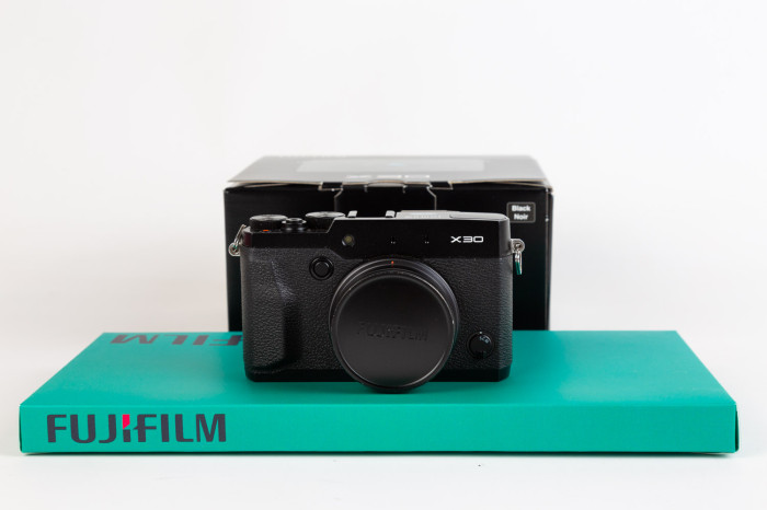 Fujifilm X30 main product photo