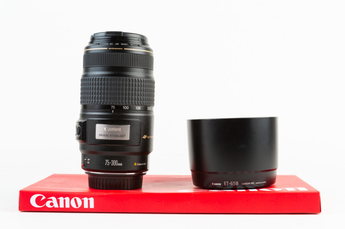 Canon 75-300mm f4-5.6 IS USM main product photo