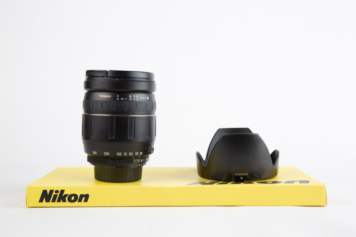 Tamron 28-300mm f3.5-6.3 AF LD IF Macro Nikon main product photo