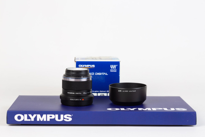 Olympus 45mm f1.8 MSC M.Zuiko Digital main product photo
