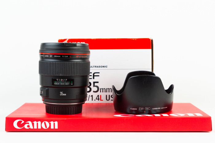 Canon 35mm 1.4 L USM main product photo