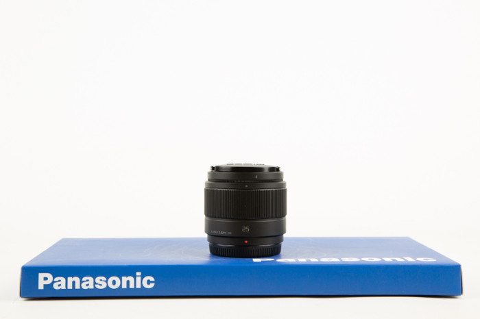 Panasonic 25mm f1.7 ASPH LUMIX G main product photo
