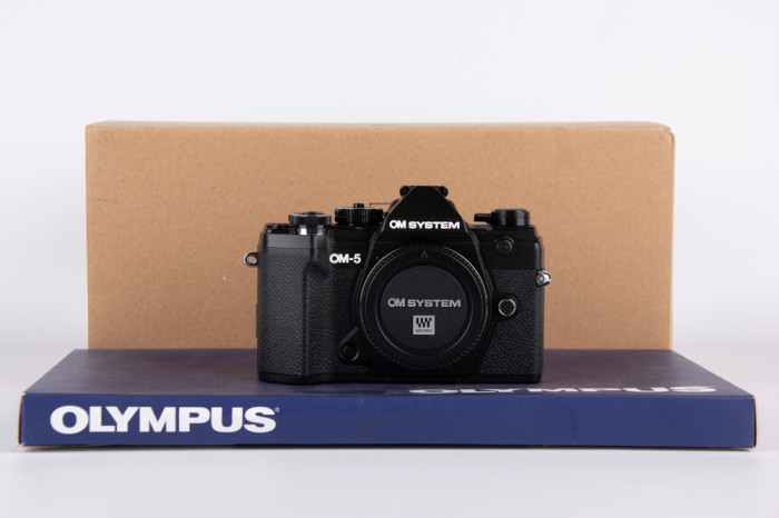 Olympus OM System OM-5 main product photo