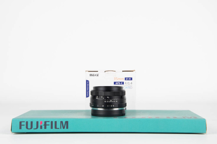 Meike 35mm f1.4 Fujifilm main product photo