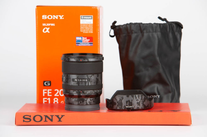 Sony 20mm F1.8 G E-Mount main product photo