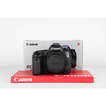 Canon 5D Mark IV