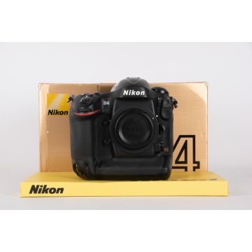 Nikon D4