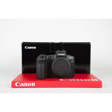 Canon EOS R