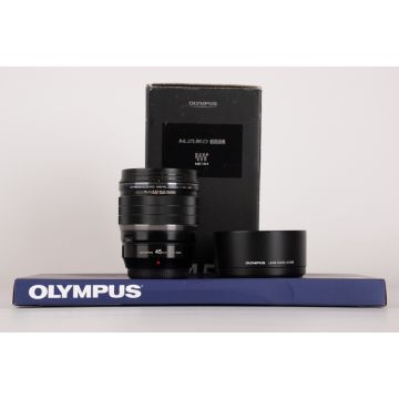 Olympus 45mm 1.2 Pro M.Zuiko ED