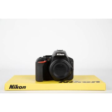 Nikon D5600