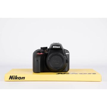 Nikon D3400
