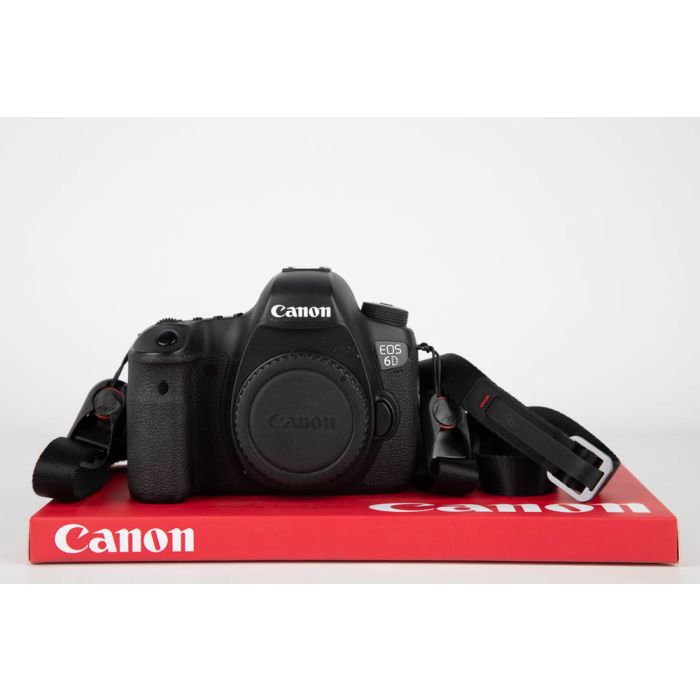 Canon 6D main product photo