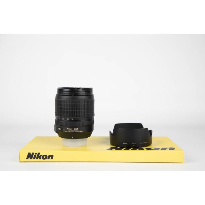 Nikon 18-105mm f3.5-5.6 G ED VR main product photo