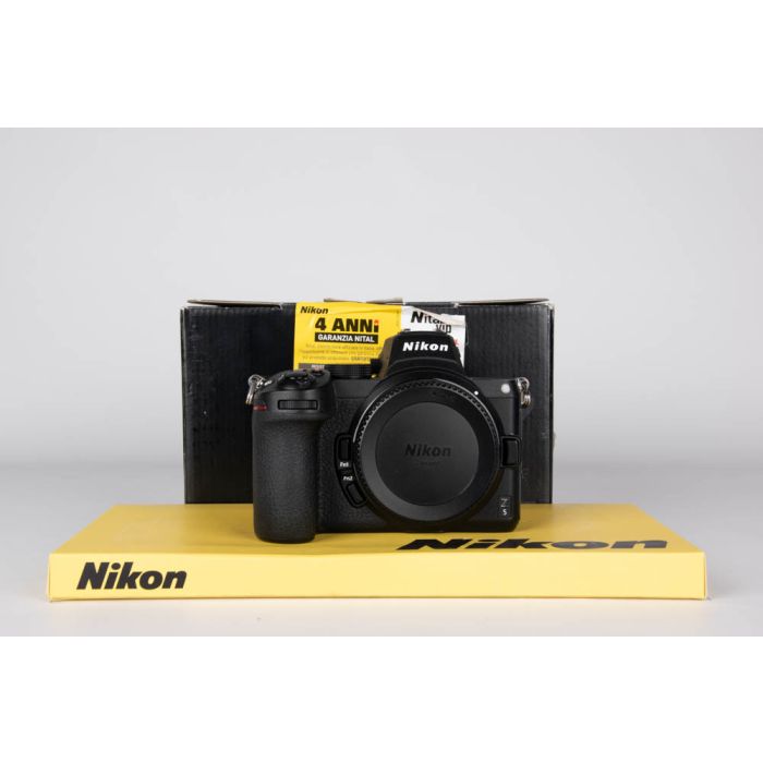 Nikon Z5 main product photo