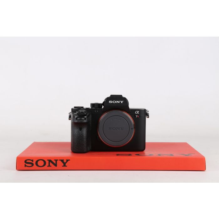 Sony A7r Mark II main product photo