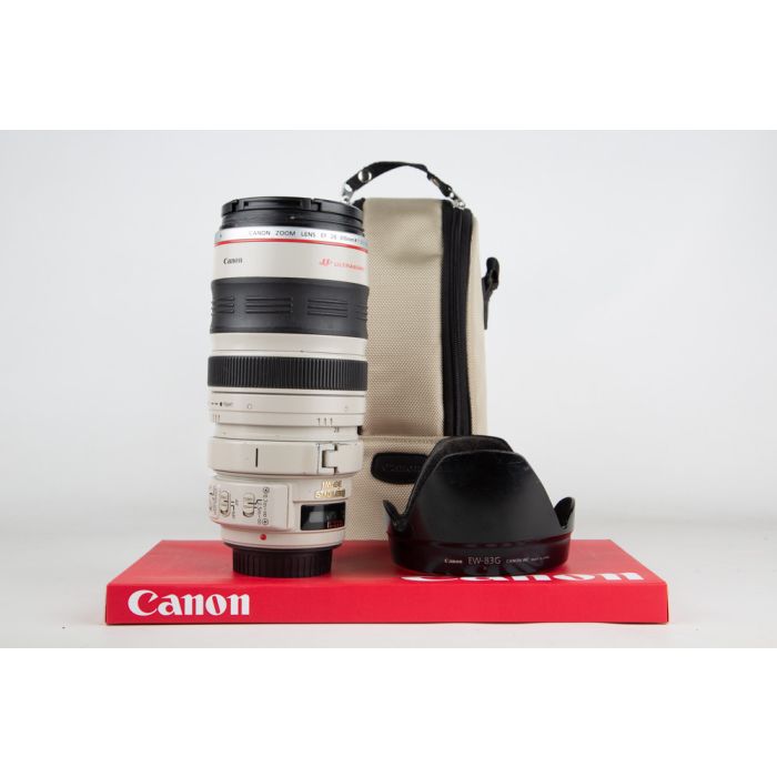 Canon 28-300mm f3.5-5.6 L IS USM main product photo