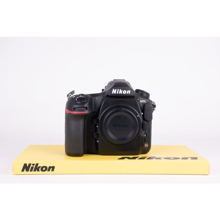 Nikon D850 main product photo