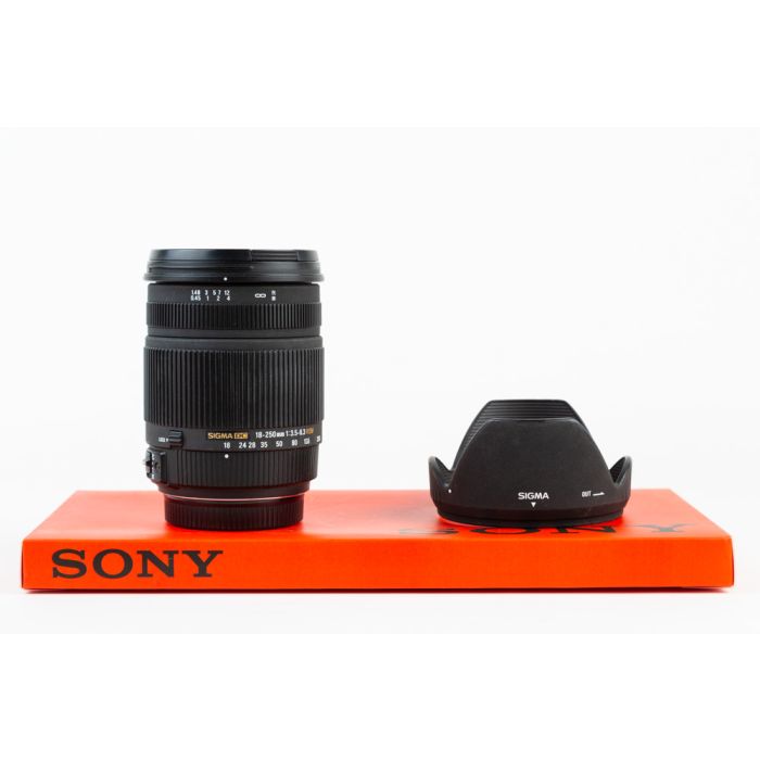 Sigma 18-250mm F3.5-6.3 DC OS HSM Sony A main product photo