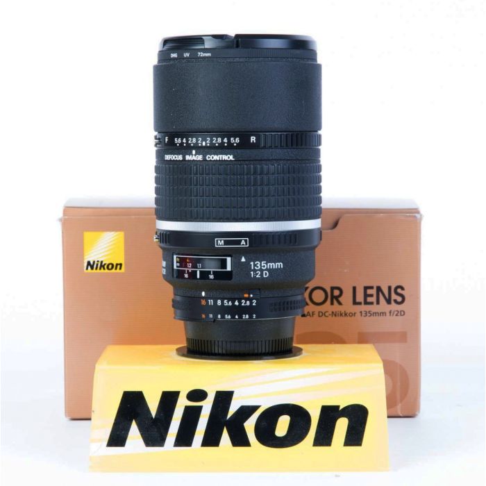 Nikon 135mm f 2 D DC AF Defocus main product photo