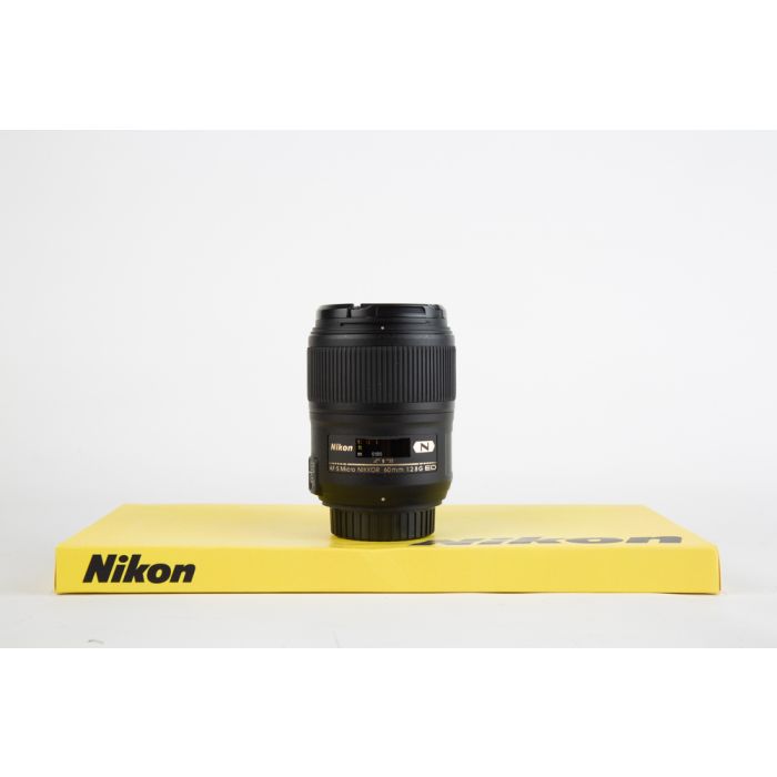 Nikon Micro 60mm F2.8 G ED main product photo