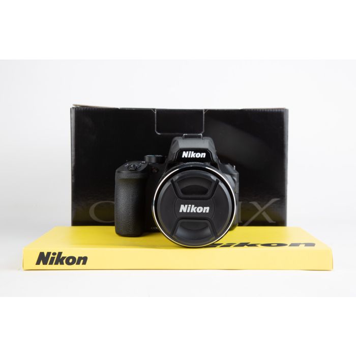 Nikon Coolpix P950 main product photo