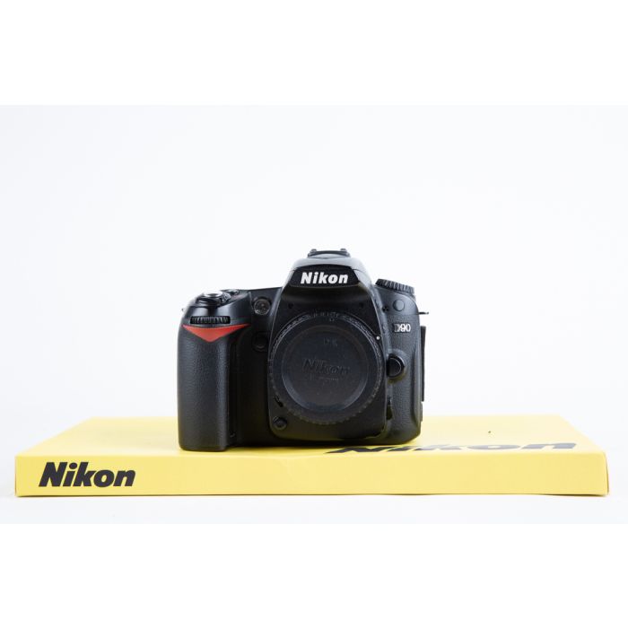 Nikon D90 main product photo