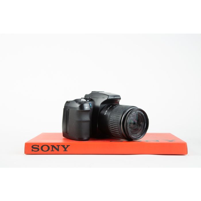 Konica-Minolta Dynax 5D main product photo