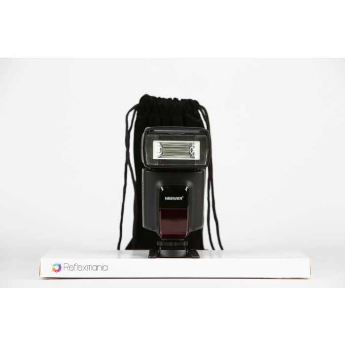 Flash Neewer Speedlite TT560 main product photo