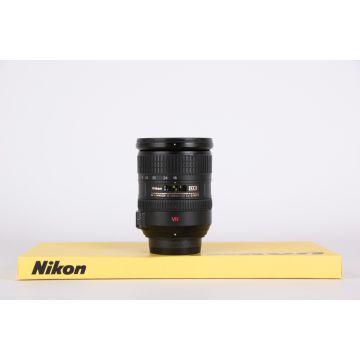 Nikon 18-200mm f3.5-5.6 DX G ED VR
