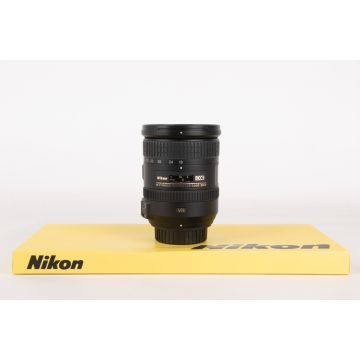 Nikon 18-200mm f3.5-5.6 DX G ED VR II