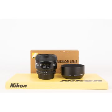 Nikon 85mm f1.8 D