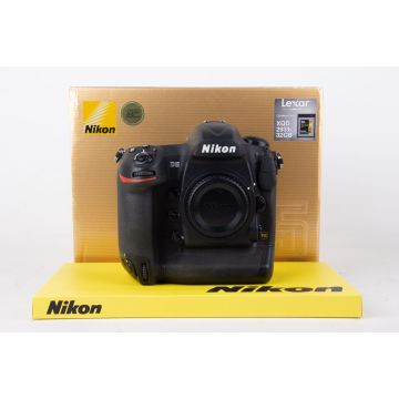 Nikon D5