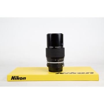 Nikon 200mm F4 Ai-S