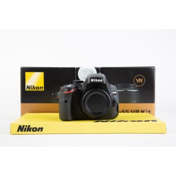 Nikon D5100