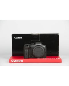 Canon EOS R7