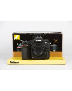 Nikon D500