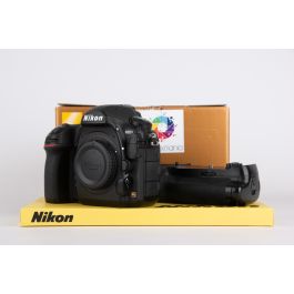 Nikon D850 + battery grip Meike