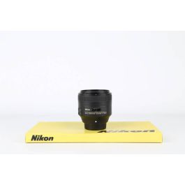 Nikon 85mm f1.8 G