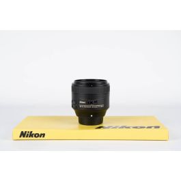 Nikon 85mm f1.8 G