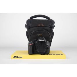 Nikon D3200 + borsa