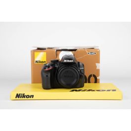 Nikon D3200