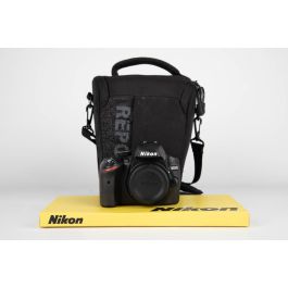 Nikon D3200 + borsa