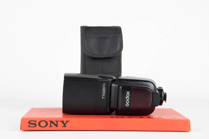 Flash Godox TT685 II Sony main product photo