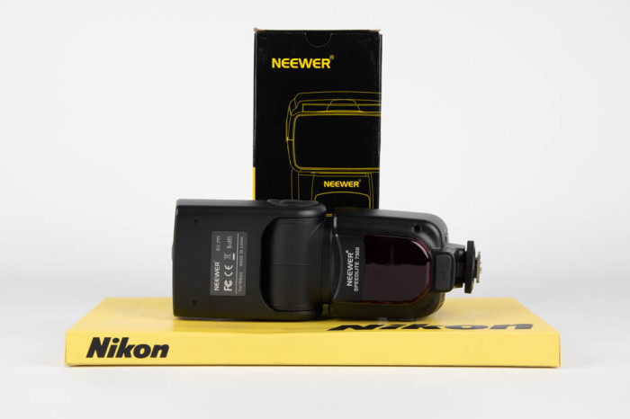 Flash Neewer speedlite 750 II Nikon main product photo