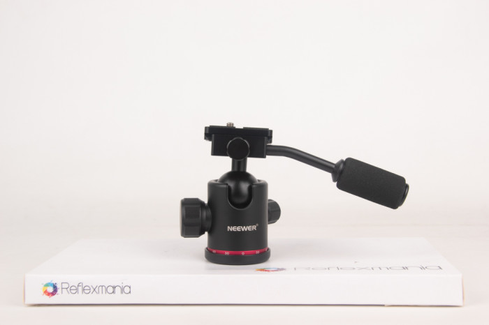 Testa a sfera Neewer main product photo