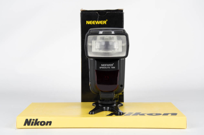 Flash Neewer speedlite 750 II Nikon main product photo
