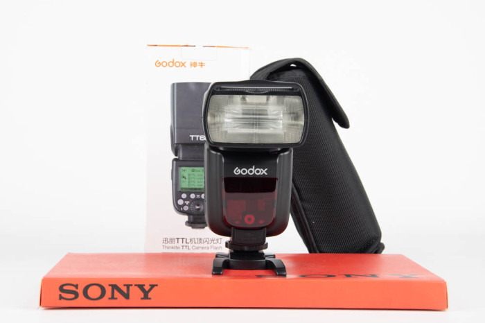 Flash Godox TT685s Sony E main product photo