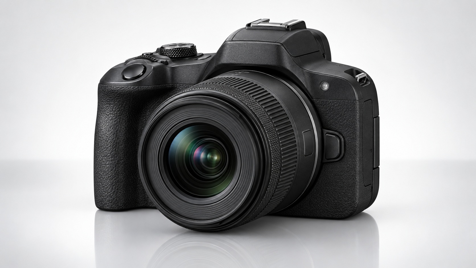 Canon EOS R50 usata: la mirrorless APS-C piu accessibile di Canon